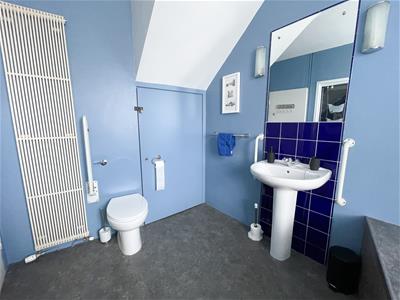 Picture 10